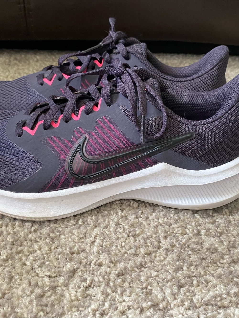 Nike Downshifter 11 Sneakers Purple Women’s Size 8 Athletic Running Gym Shoes